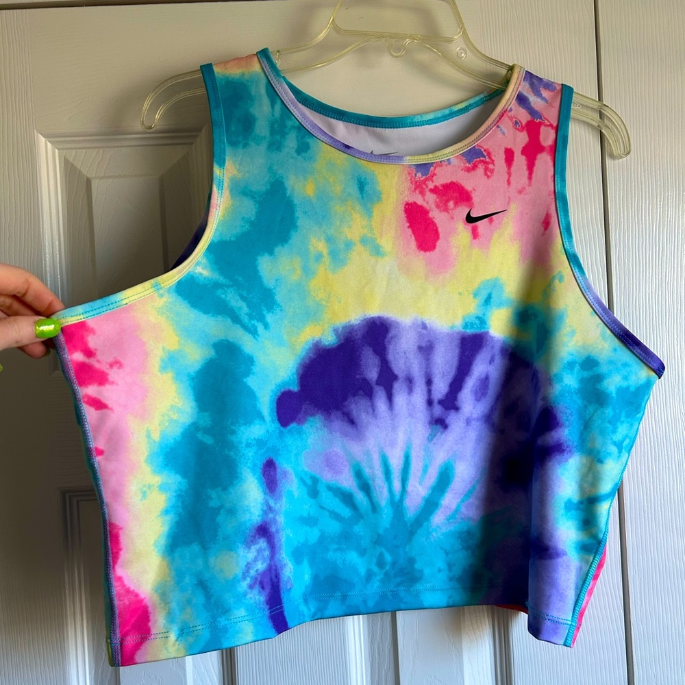 Nike Dri-Fit Cropped top